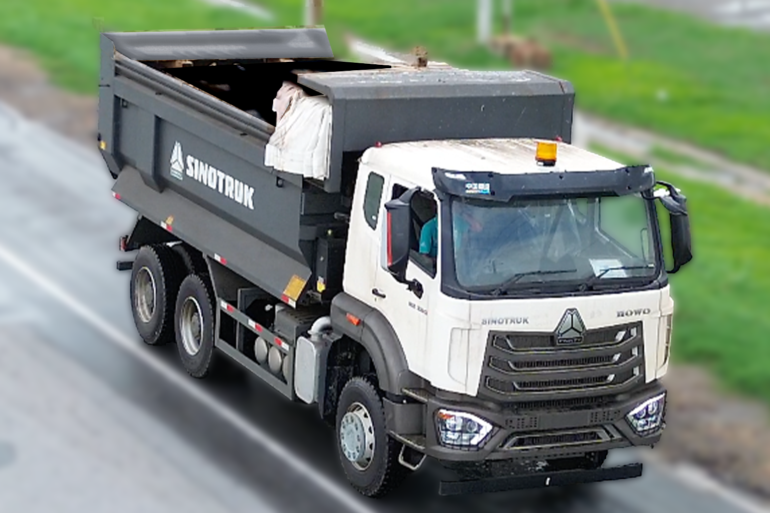 SINOTRUK NX DUMP TRUCK